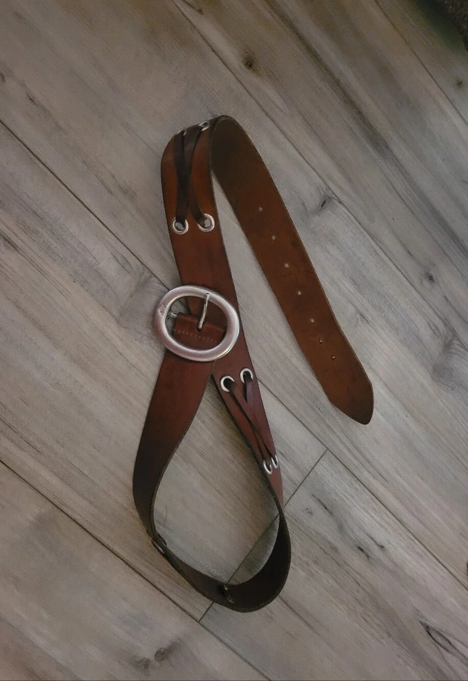 Womans Abercrombie and Fitch Leather Belt Brown Leather Preowned.